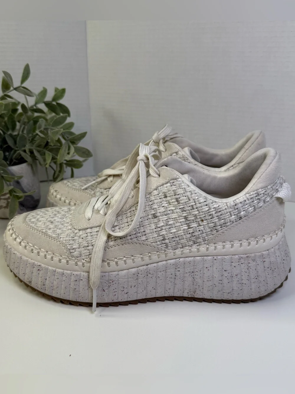 Universal Thread Cream Woven Platform Sneakers